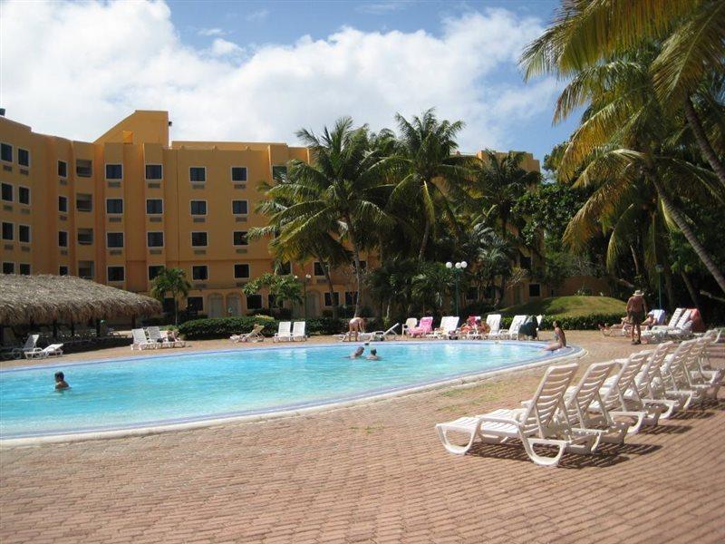 Portofino Complex Hotel Playa El Agua Exterior photo